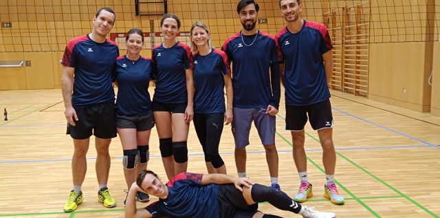 Gelungener Saisonstart für unsere Volleyballer! Gelungener Saisonstart für unsere Volleyballer!